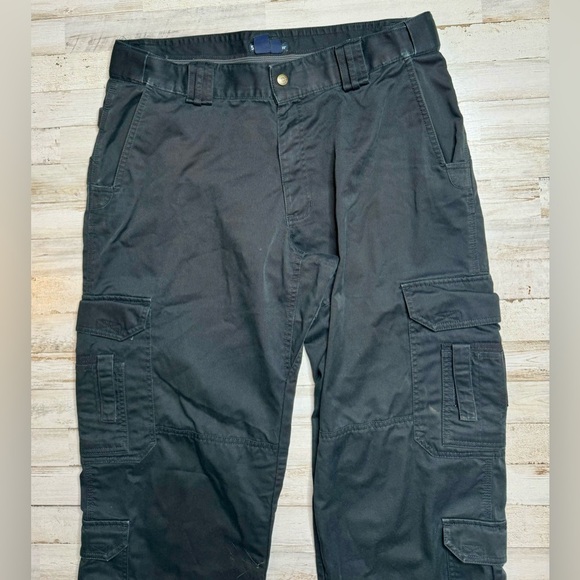 5.11 Tactical Series Ripstop Cargo Pants EMT Police Fire Mens Size 40x36 Black - Picture 3 of 10